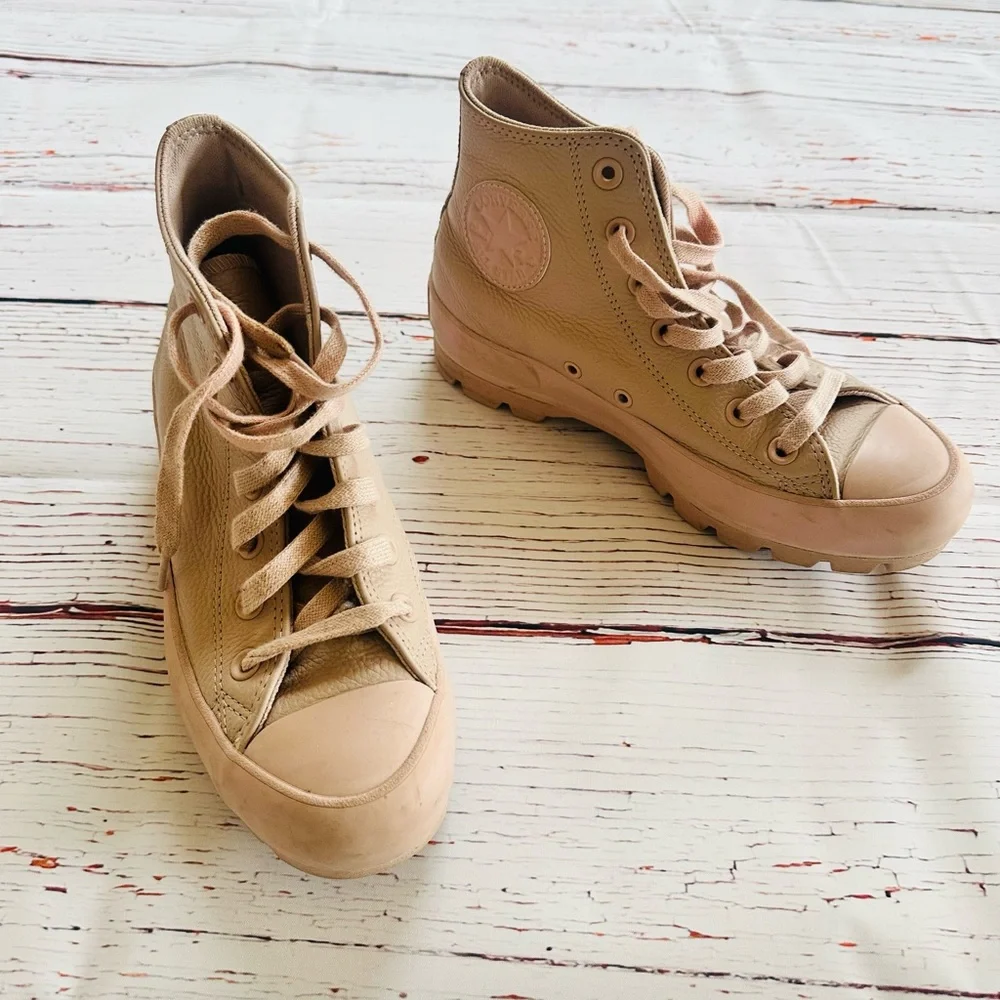 High-Top Platform Dusty Rose Converse - Leather Size 7